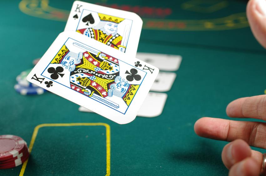Imperial Wins Casino Review: Poor Customer Support Experience